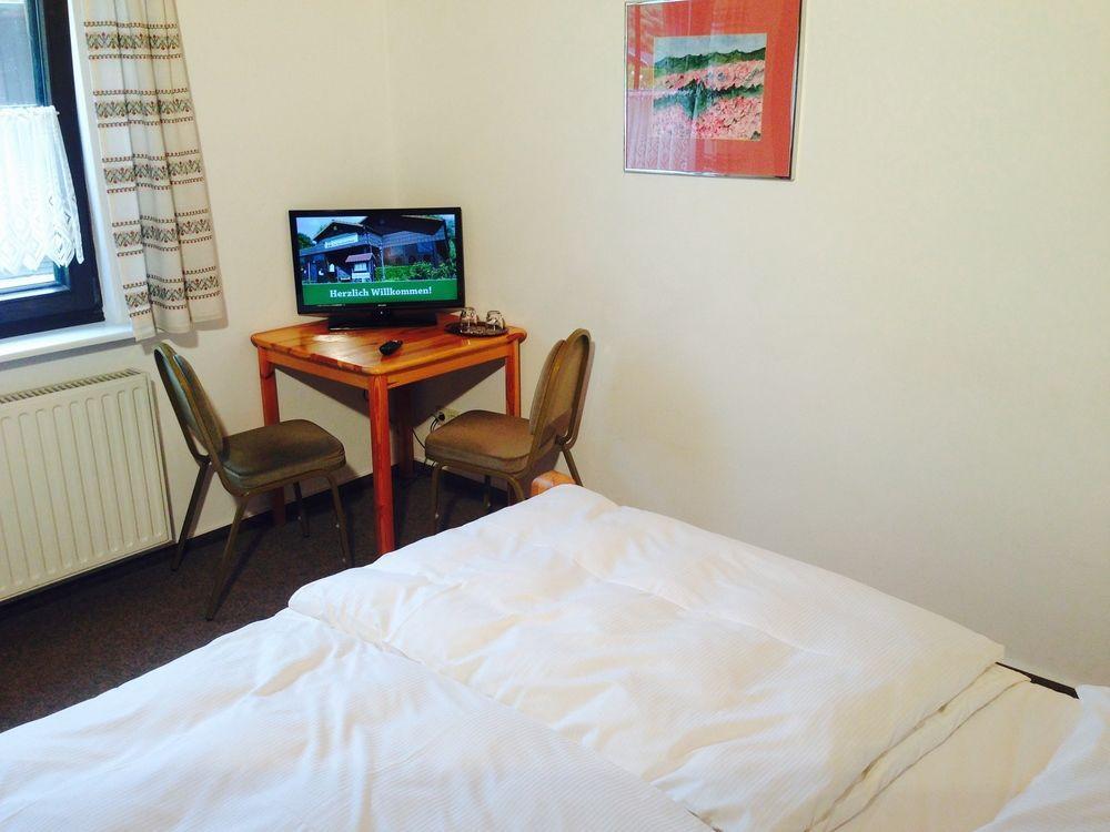 Hotel & Restaurant Zur Spreewaelderin Golßen Dış mekan fotoğraf