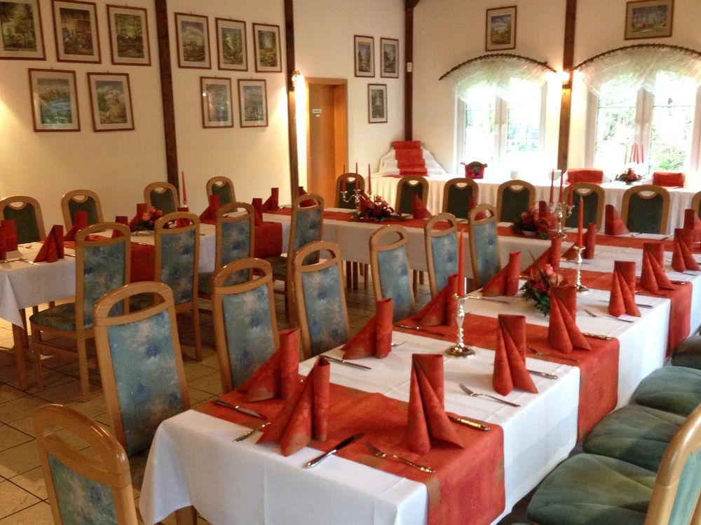 Hotel & Restaurant Zur Spreewaelderin Golßen Dış mekan fotoğraf