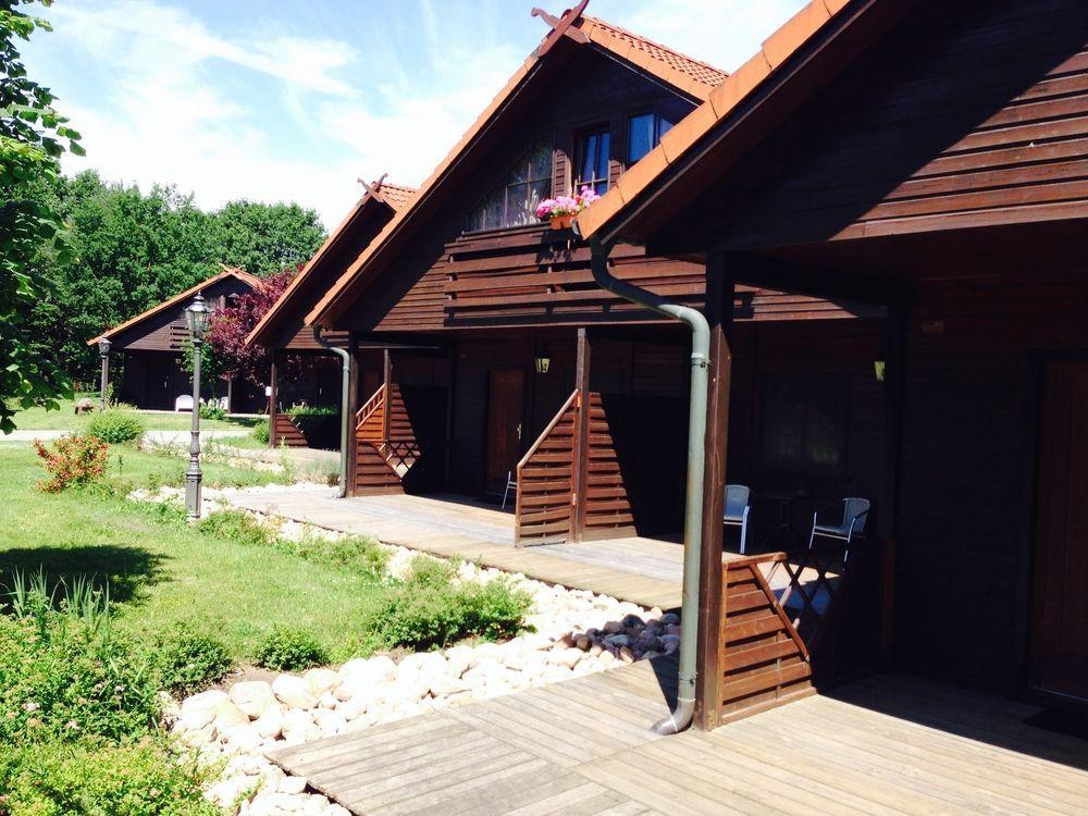 Hotel & Restaurant Zur Spreewaelderin Golßen Dış mekan fotoğraf
