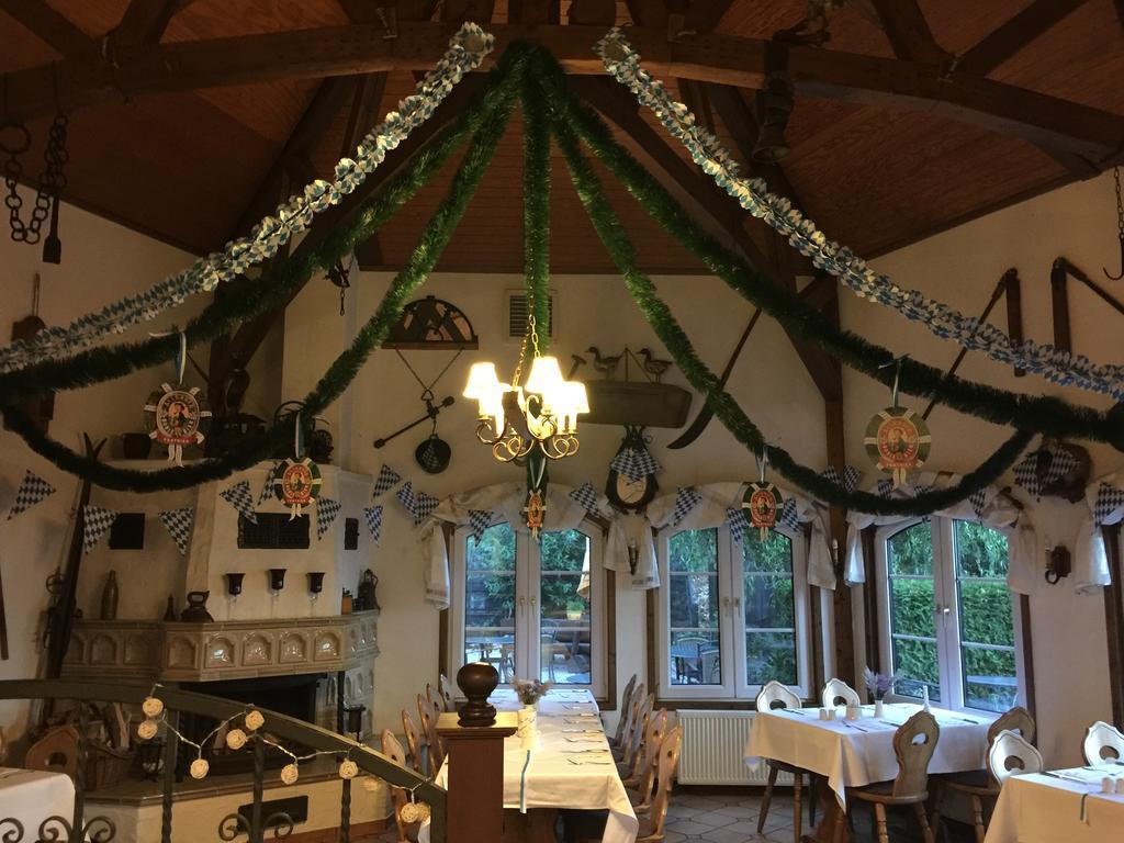 Hotel & Restaurant Zur Spreewaelderin Golßen Dış mekan fotoğraf