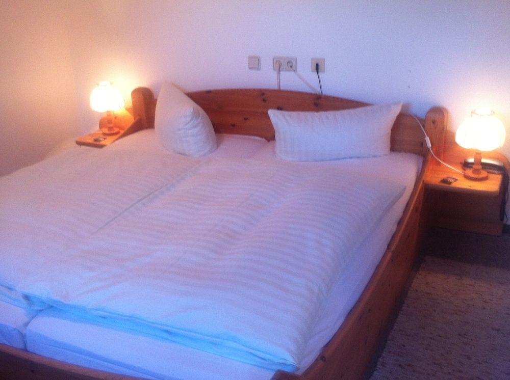 Hotel & Restaurant Zur Spreewaelderin Golßen Dış mekan fotoğraf