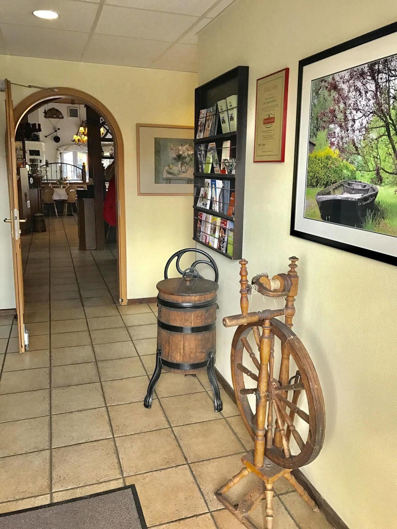 Hotel & Restaurant Zur Spreewaelderin Golßen Dış mekan fotoğraf