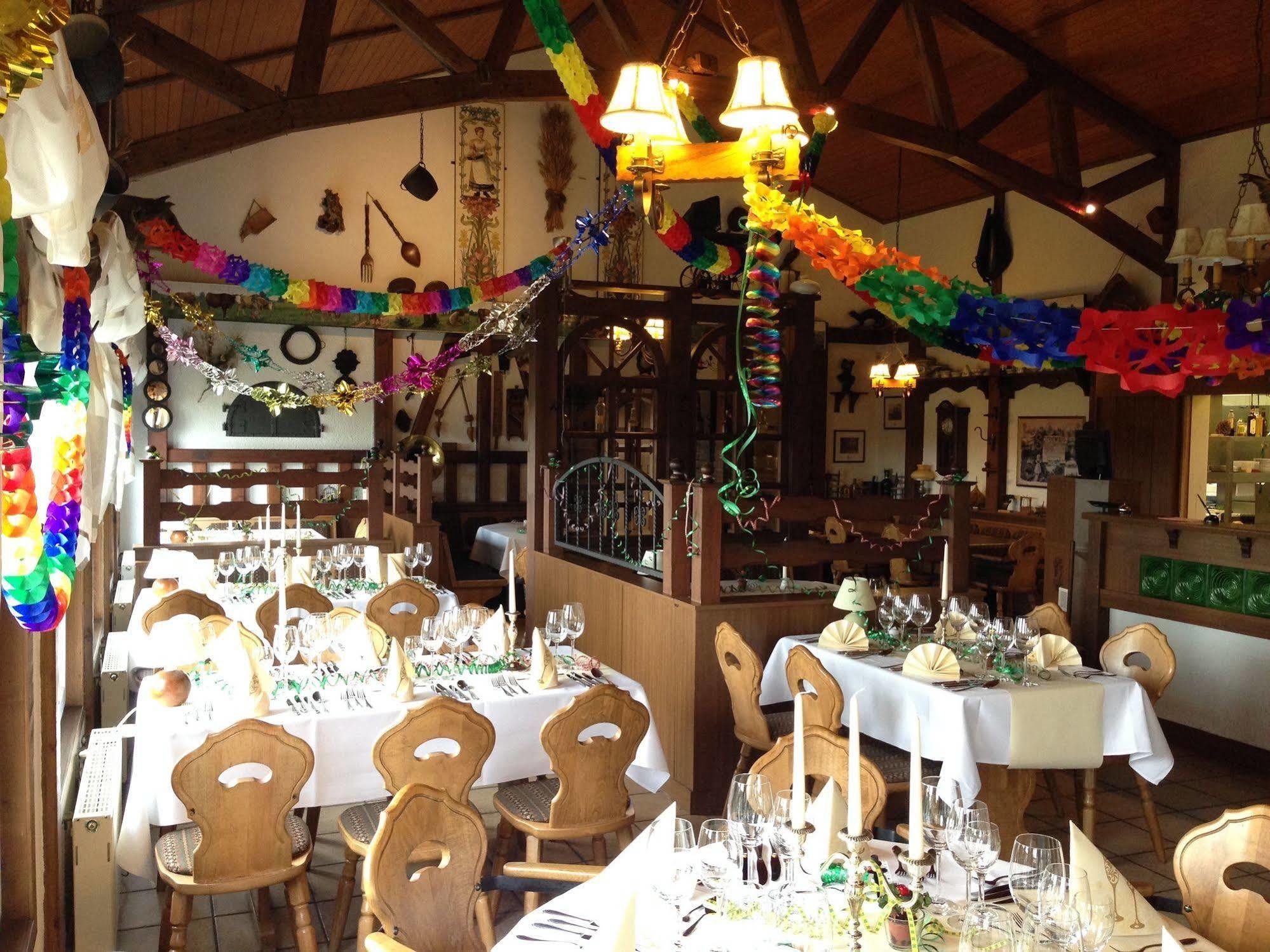 Hotel & Restaurant Zur Spreewaelderin Golßen Dış mekan fotoğraf