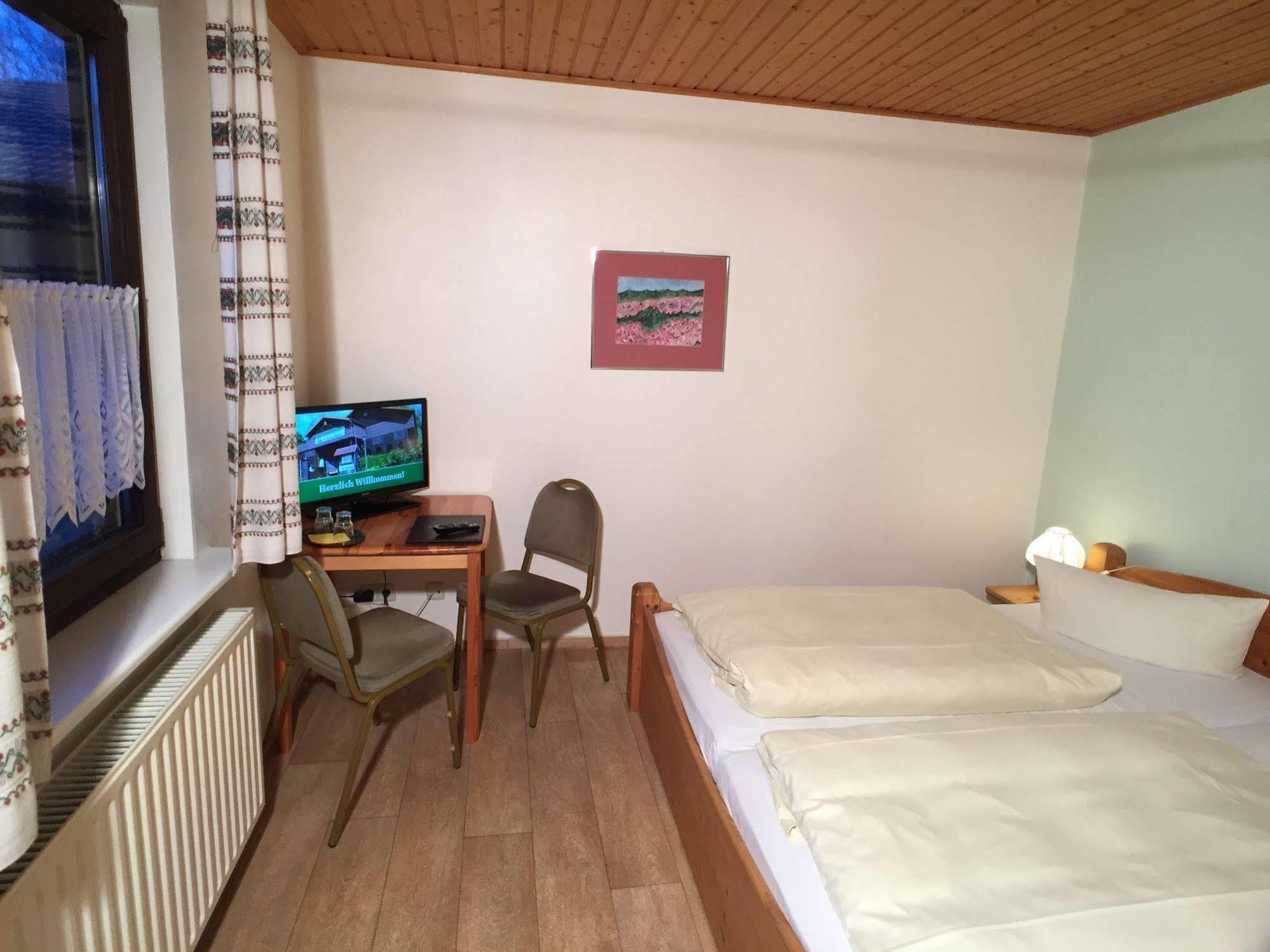 Hotel & Restaurant Zur Spreewaelderin Golßen Dış mekan fotoğraf