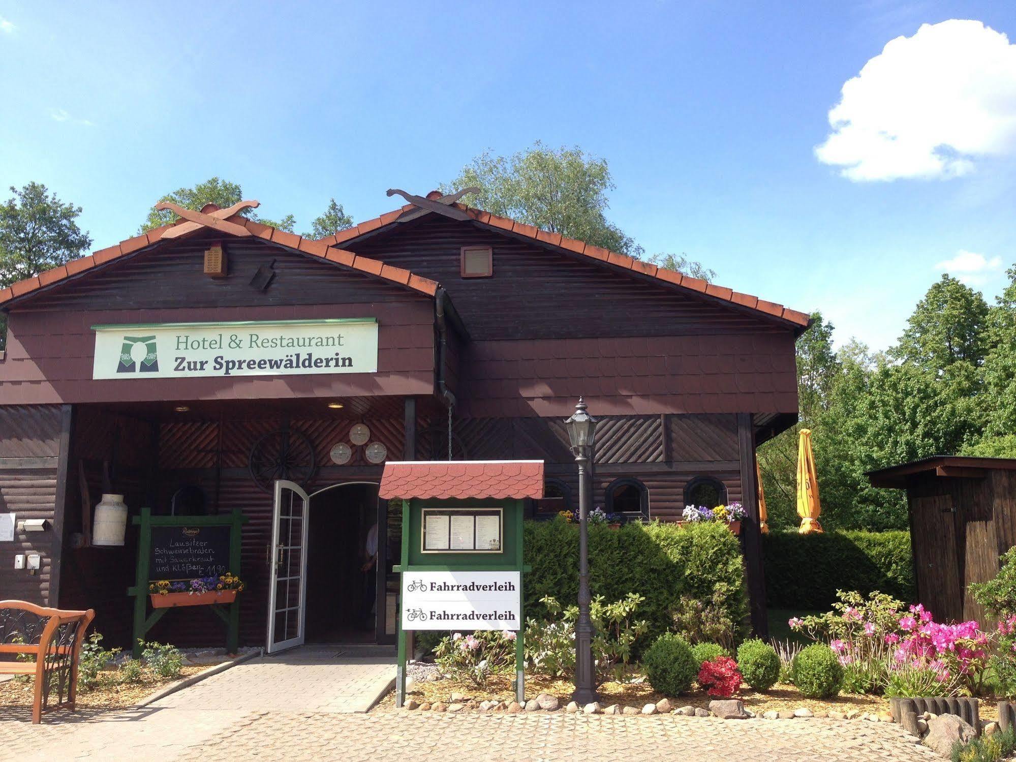 Hotel & Restaurant Zur Spreewaelderin Golßen Dış mekan fotoğraf